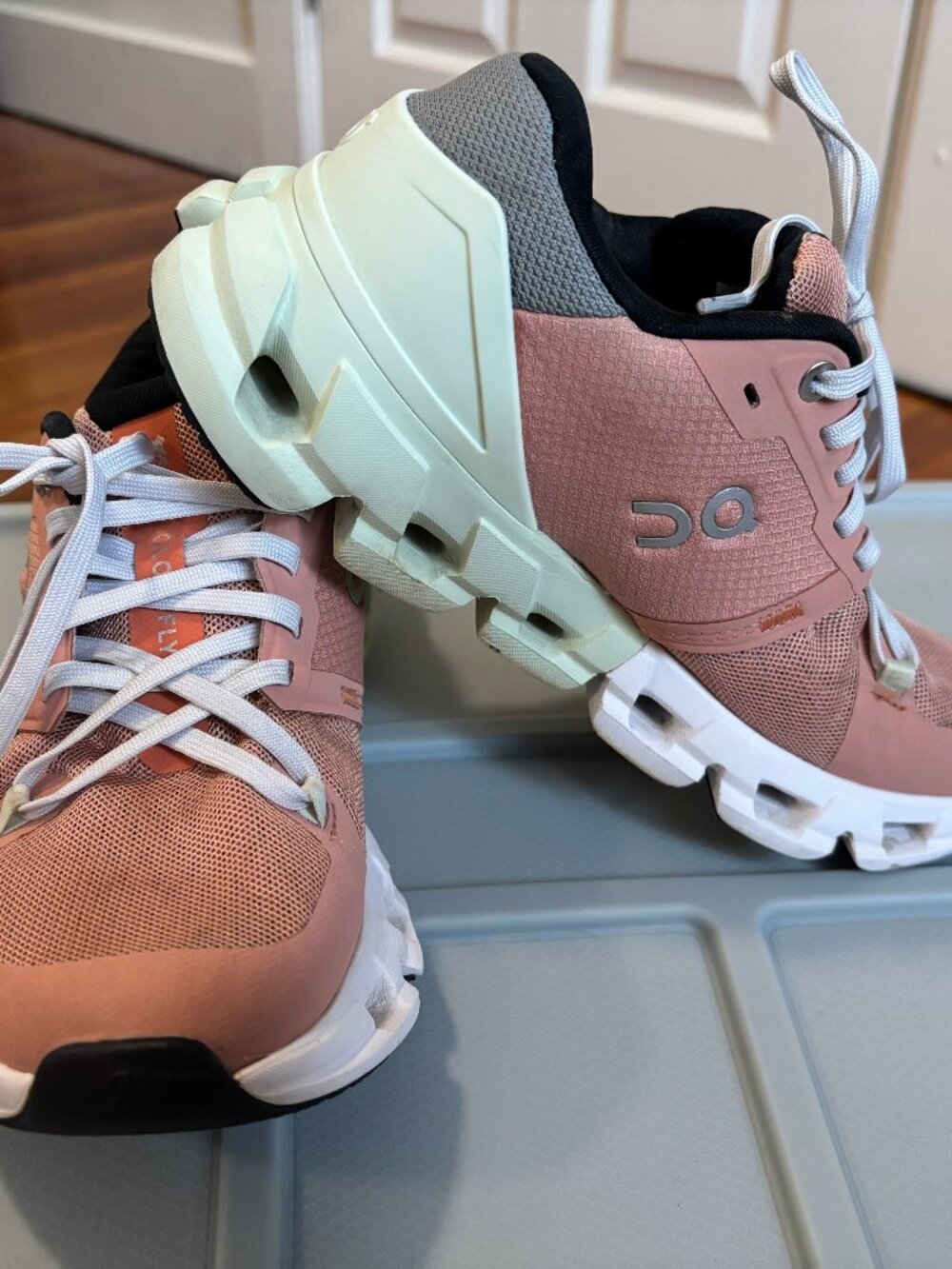 On Cloudflyer 4 Women's Sneakers Running Shoes Peach Aloe 71.98669